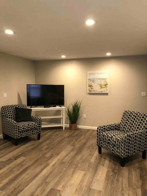 בנגור Spacious Home Near Airport מראה חיצוני תמונה